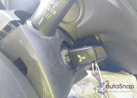 2017 Mitsubishi Outlander Sport 2.0 Le z USA, uszkodzony, nr VIN JA4AP3AUXHZ045600